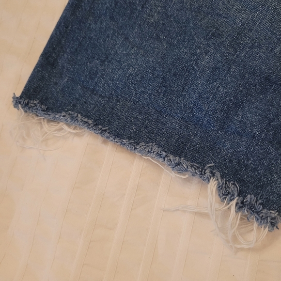 Paige High Rise Vintage Cut Off Short Sz 25 NWT - Picture 9 of 10